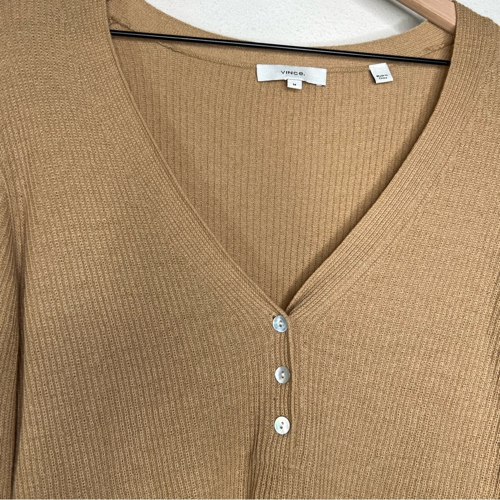 Vince Cashmere Long Sleeve V-Neck Henley in Camel, size M - Picture 3 of 7